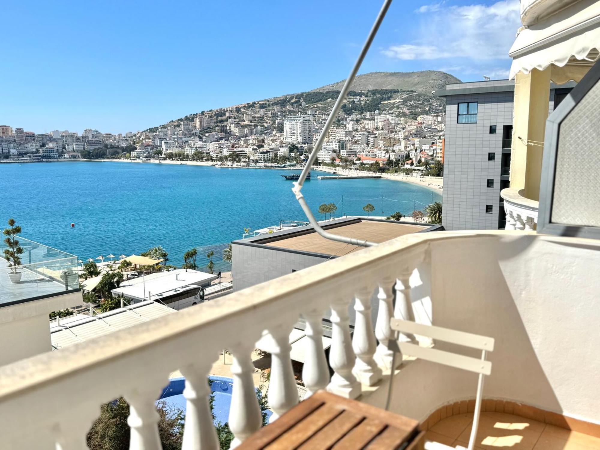 Sun & Sea Apartment Saranda Ngoại thất bức ảnh