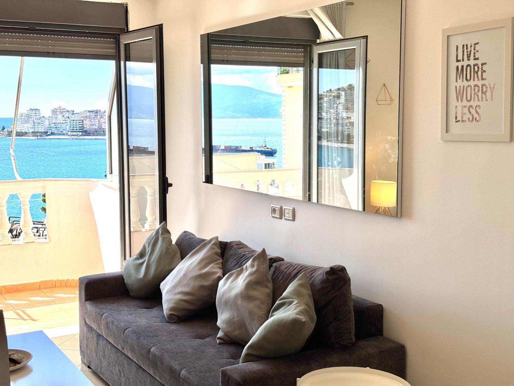 Sun & Sea Apartment Saranda Ngoại thất bức ảnh